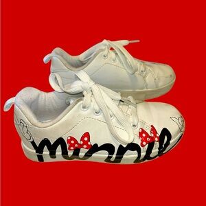 Disney Minnie Mouse Kids Sneakers - Size 1 White Lace-Up Shoes by Ground Up